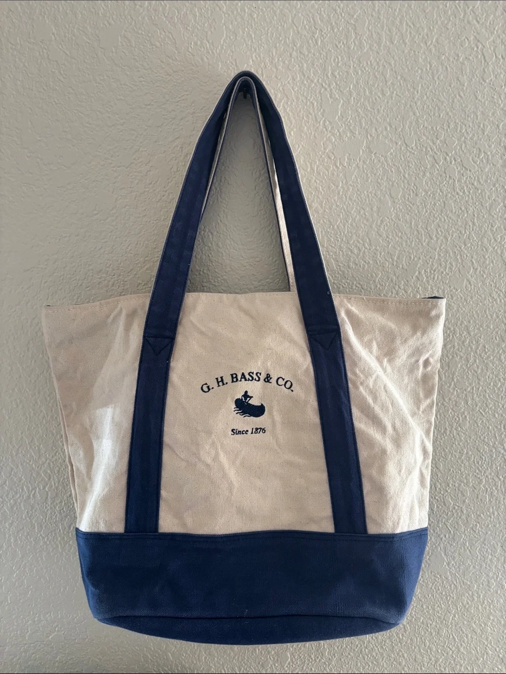 G.H. Bass & Co. Cream and Navy Canvas Tote